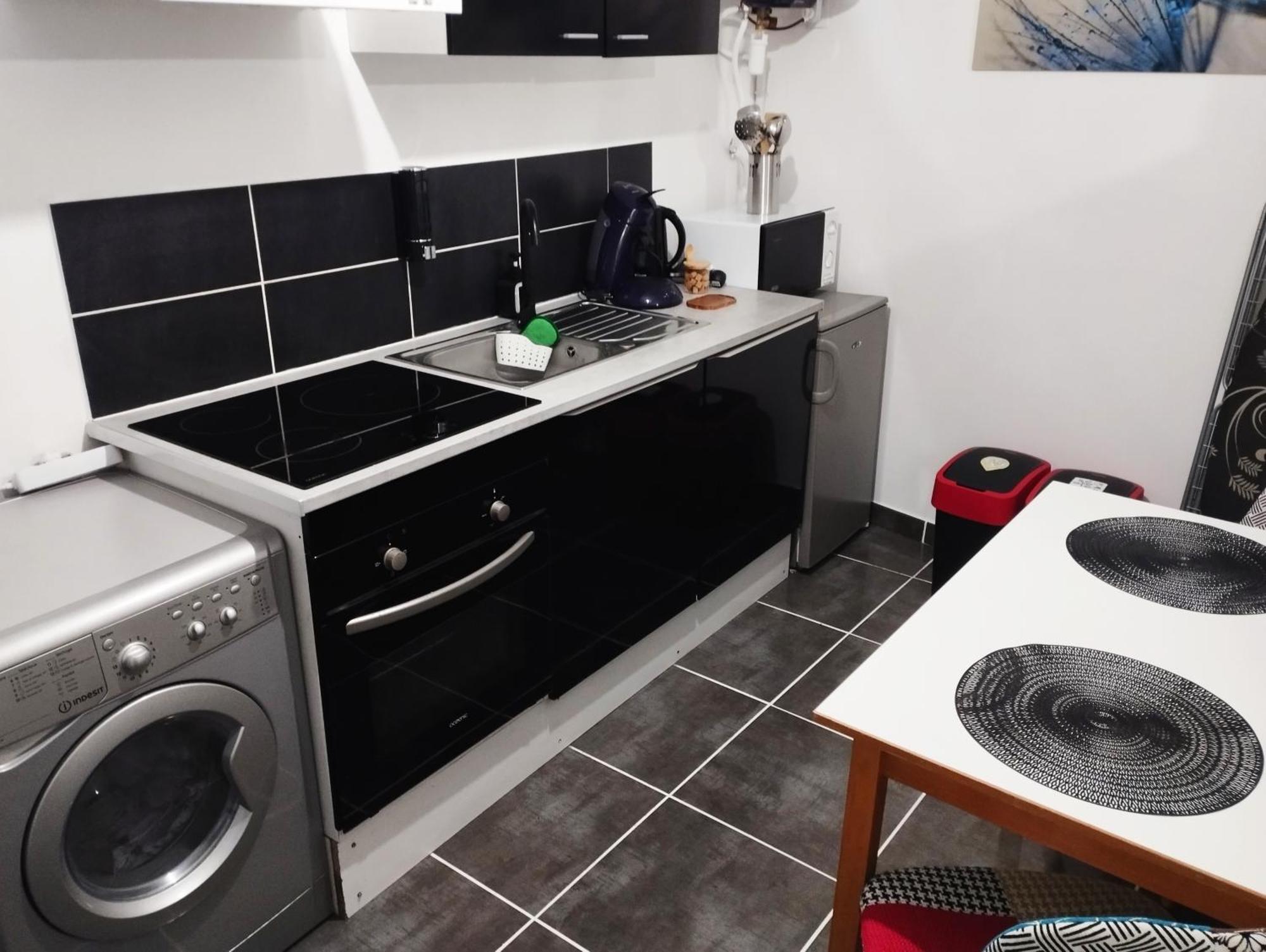 Appartement Avec Cour Plein Centre Foix Exterior foto